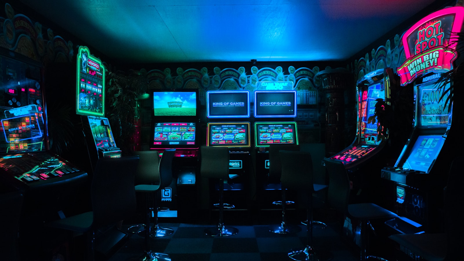 Không gian máy game arcade thực tế